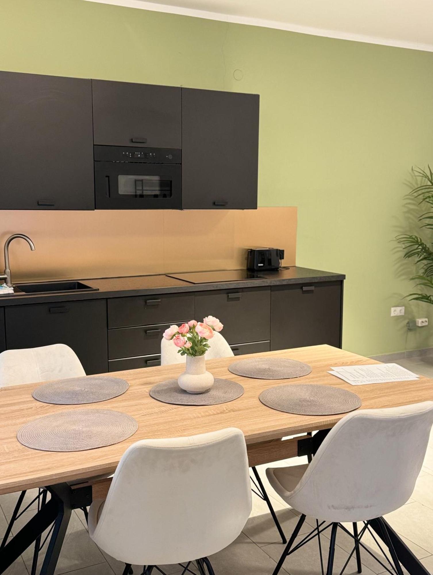 Moderne In Ruhiger Umgebung Nahe Messe Appartement Berlin